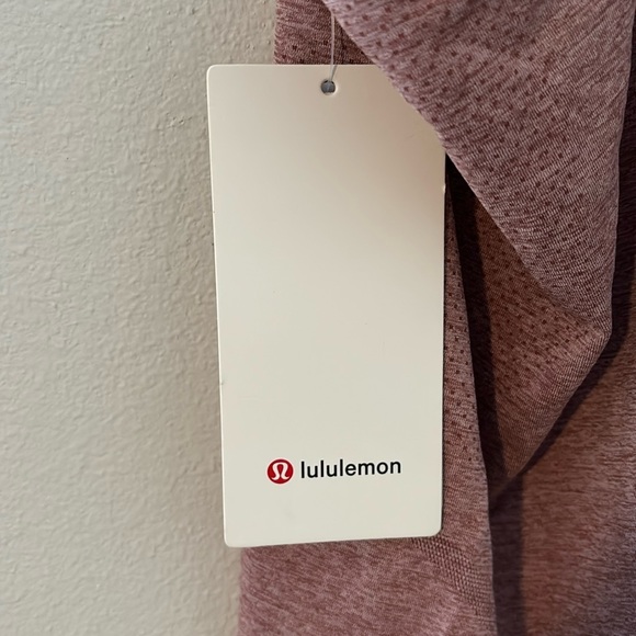 Lululemon Swiftly Tech Racerback Tank Top 2.0 *Race Length - Picture 4 of 4